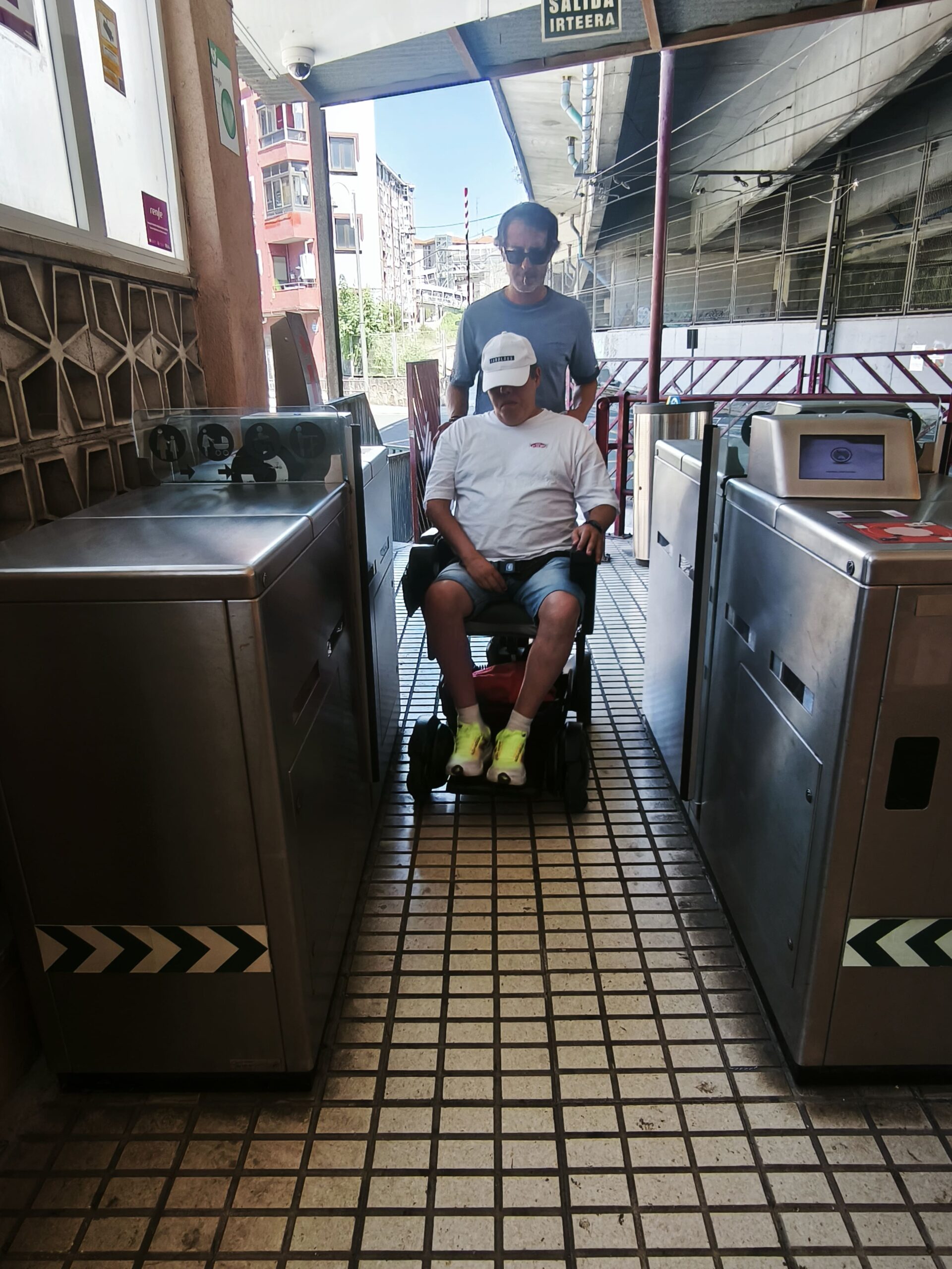 Acompañante en transporte público Bizkaia
