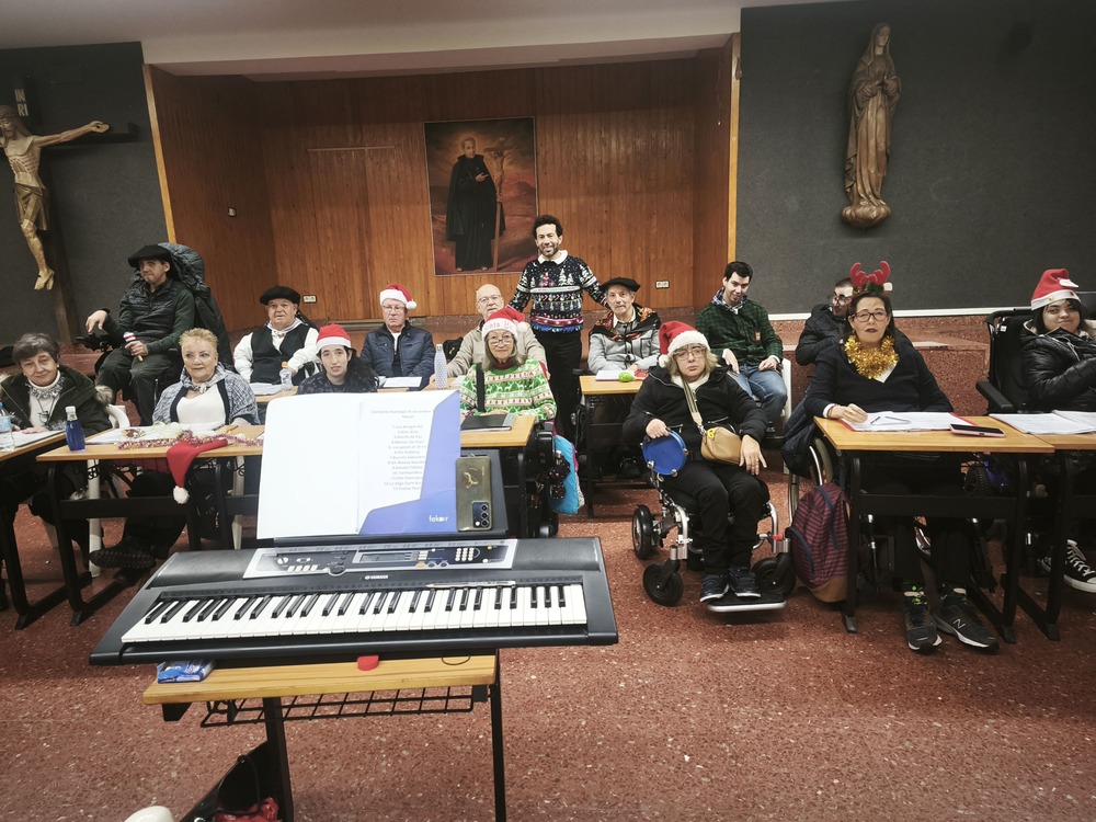 Actuación Coro Fekoor Canto Navidad